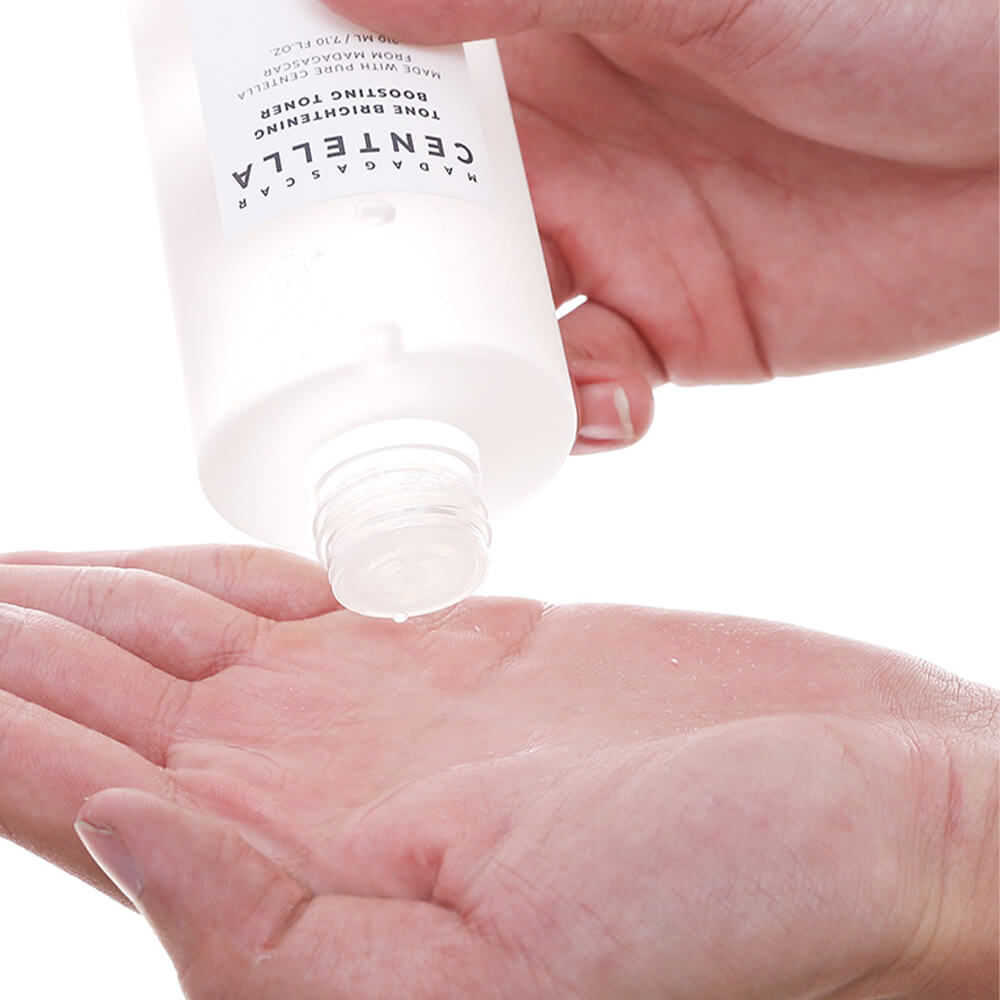 SKIN1004 - Madagascar Centella Tone Brightening Boosting Toner 210ml