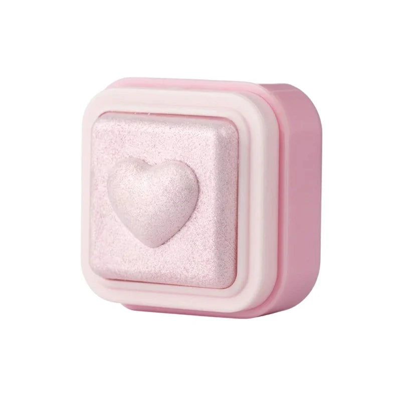 Colorgram Milk Bling Heartlighter 02 PINK HEART